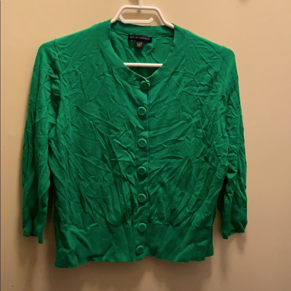 I am selling a sweater